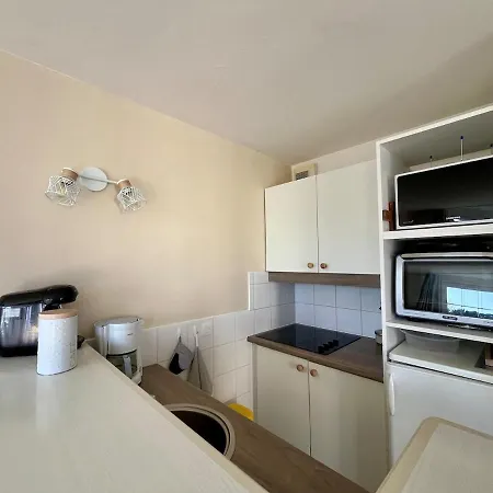 La Perle Vue Sur L'etang Et Le Golf Apartment *