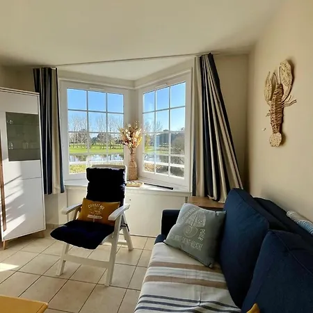 La Perle Vue Sur L'etang Et Le Golf Apartment