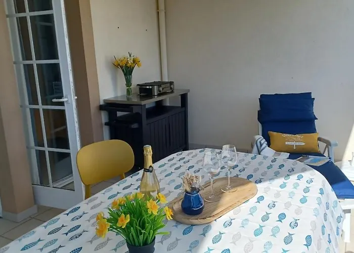 La Perle Vue Sur L'etang Et Le Golf Apartman