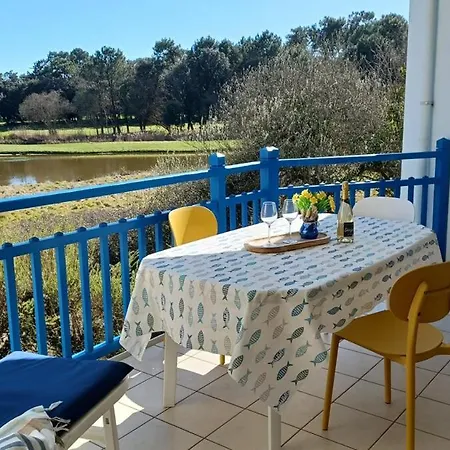 La Perle Vue Sur L'etang Et Le Golf *