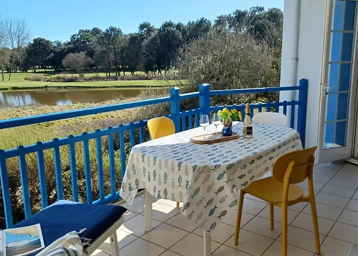 La Perle Vue Sur L'etang Et Le Golf *